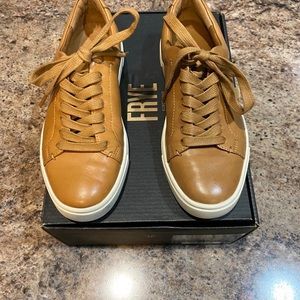 Frye Ivy Sneaker Cognac BNEW in box! Size 5.5 😻